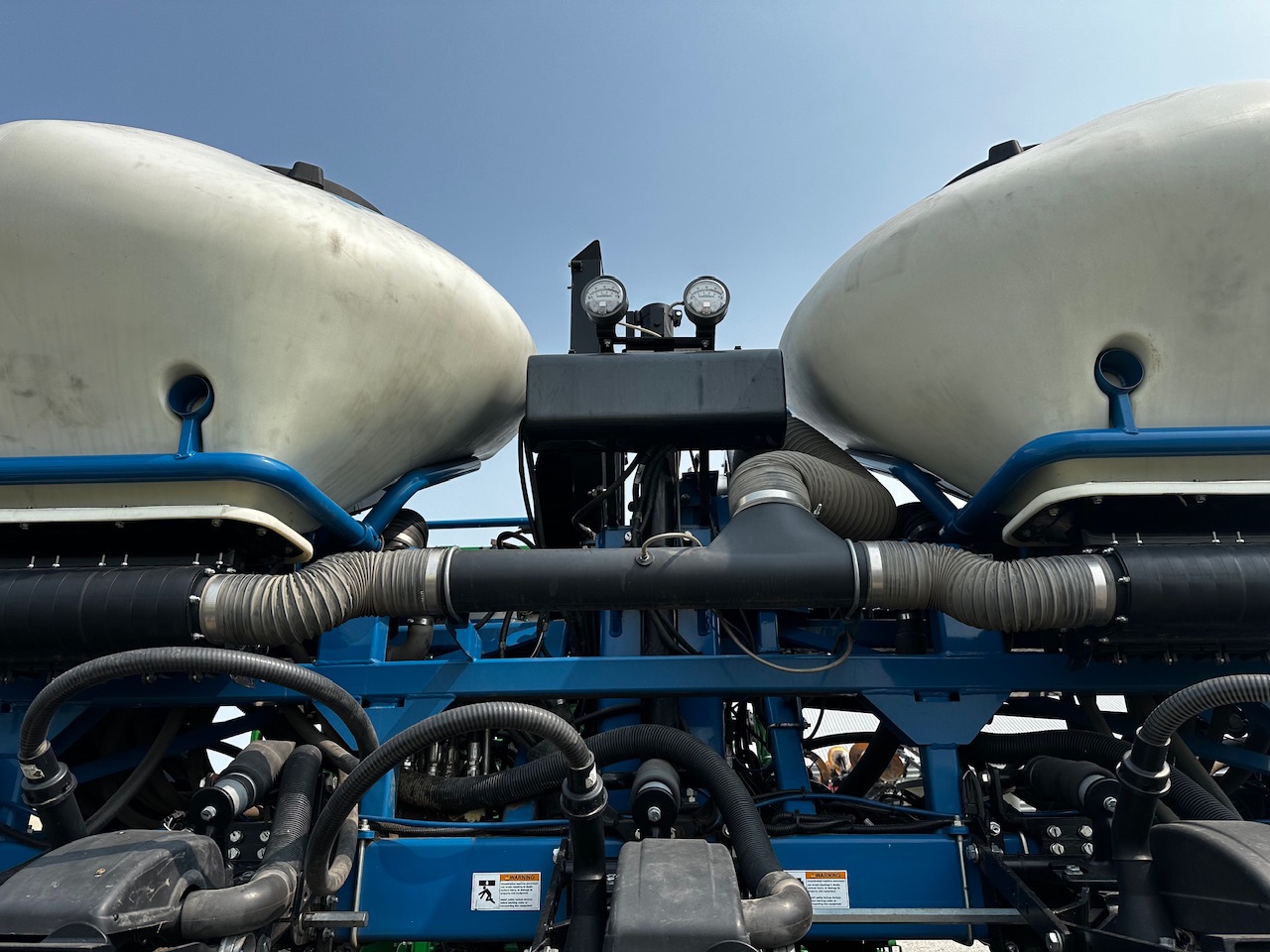  2017 Kinze 3600ASD at Heritage Tractor in Roanoke, IL