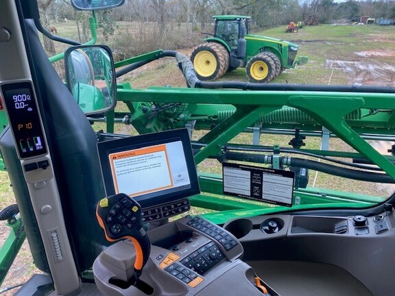 2021 John Deere R4038 Photo 7