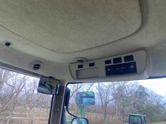 2021 John Deere R4038 Photo 8