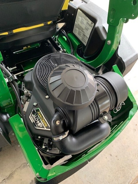 2025 John Deere Z960M Image 4