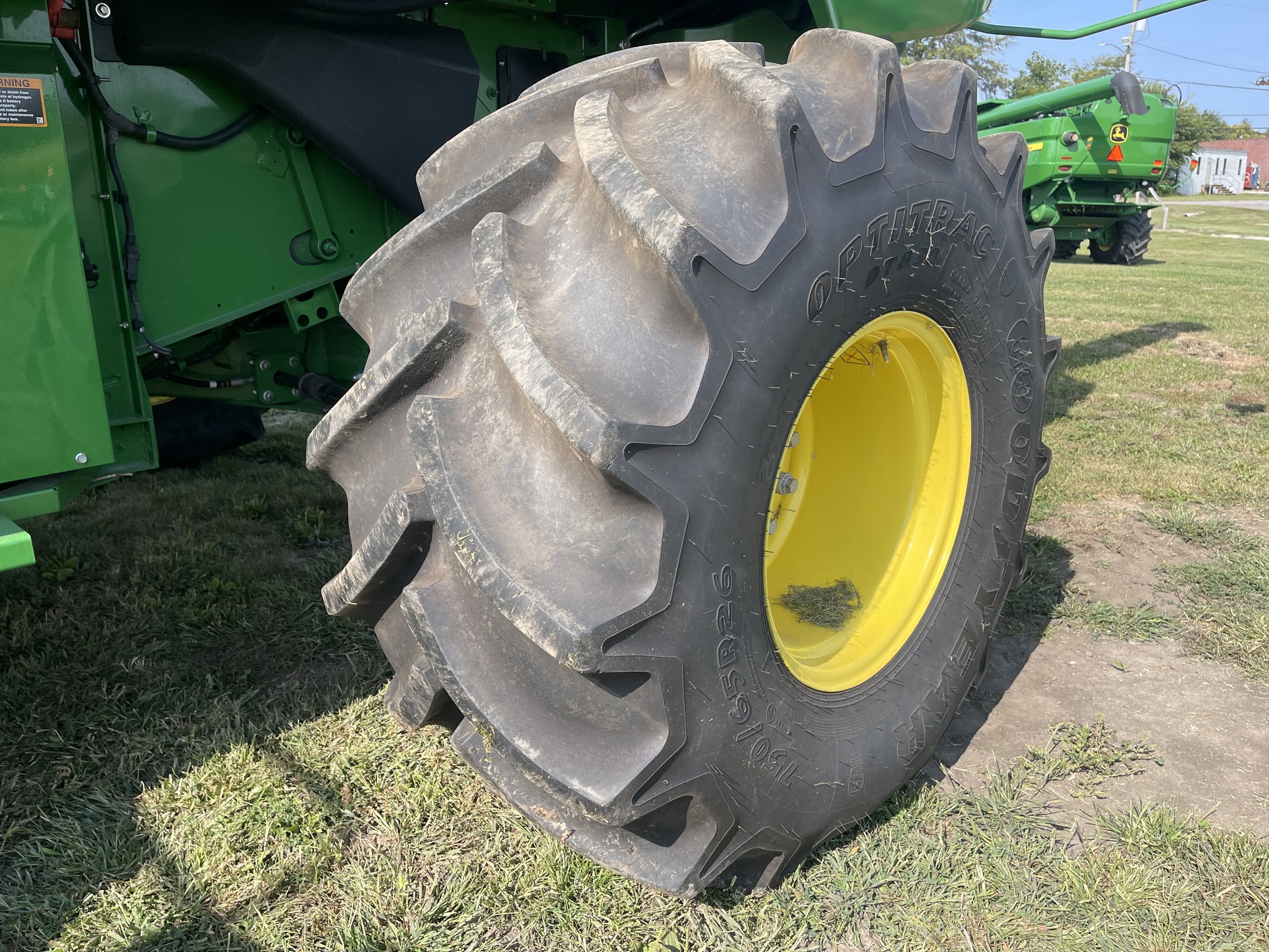  2021 John Deere S780 at Heritage Tractor in Galesburg, IL