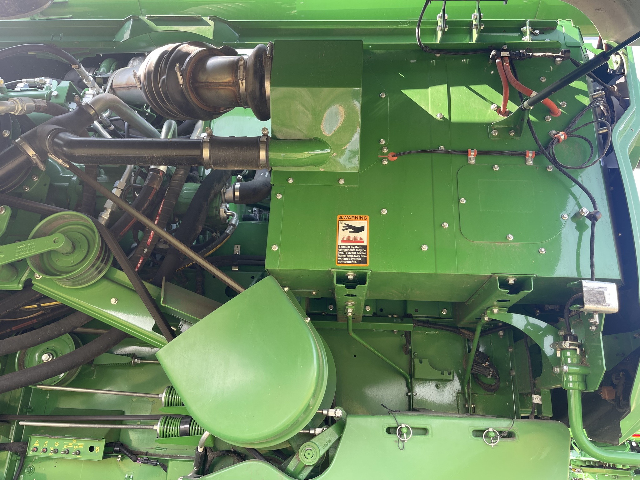  2021 John Deere S780 at Heritage Tractor in Galesburg, IL