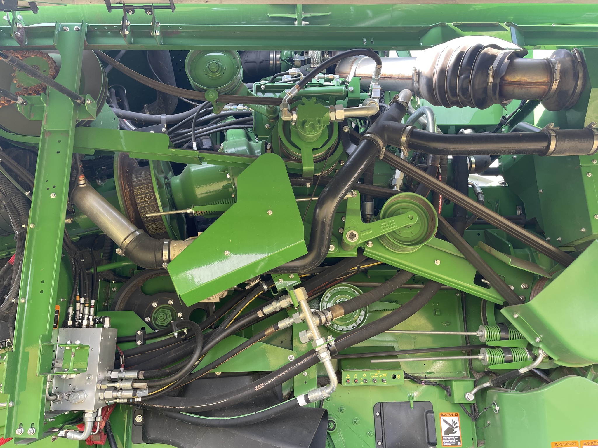  2021 John Deere S780 at Heritage Tractor in Galesburg, IL