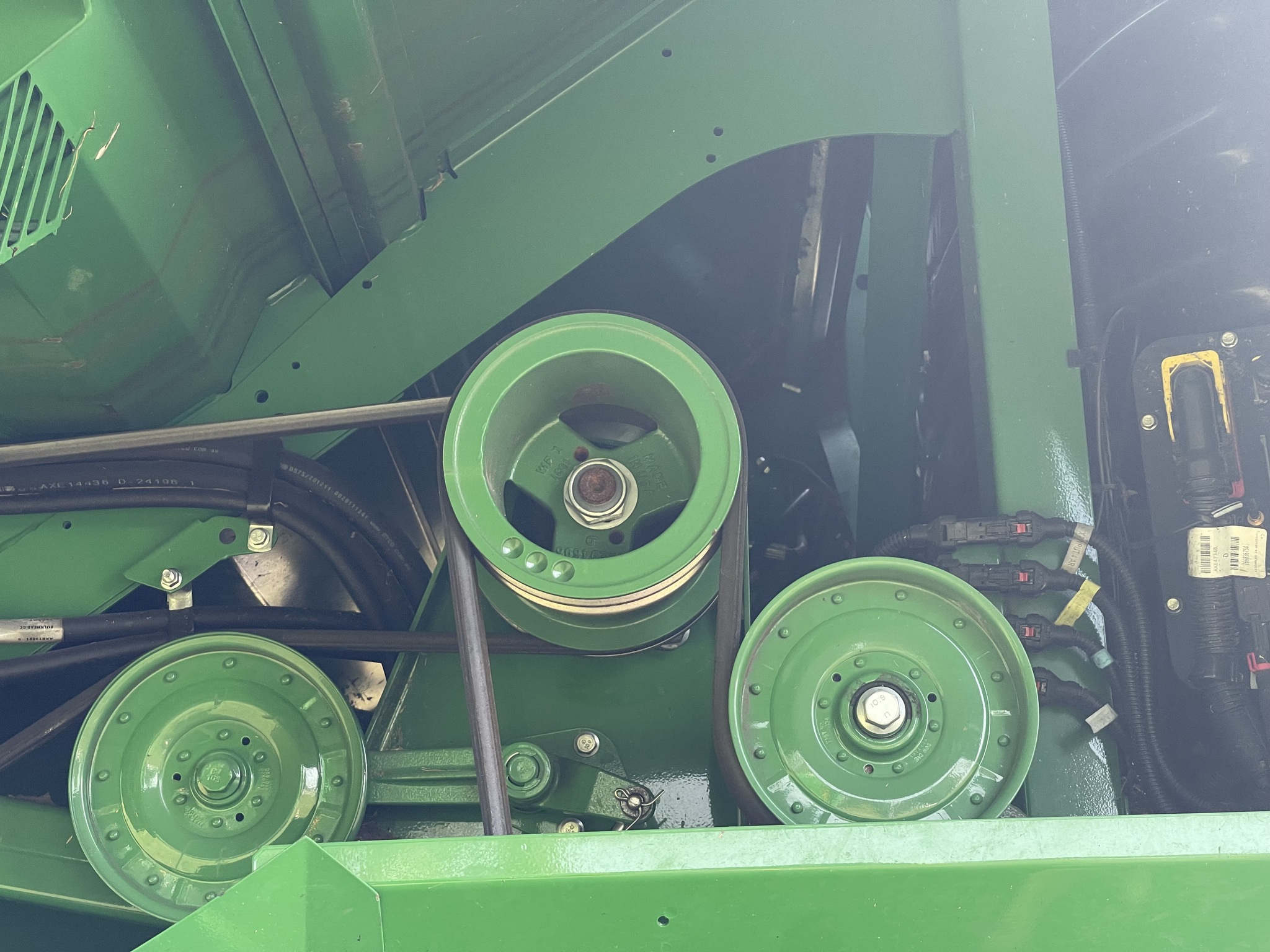  2021 John Deere S780 at Heritage Tractor in Galesburg, IL