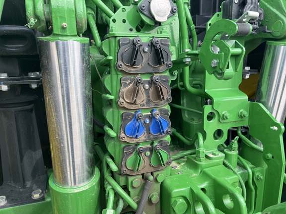 2023 John Deere 6R 230 (8th thumbnail)