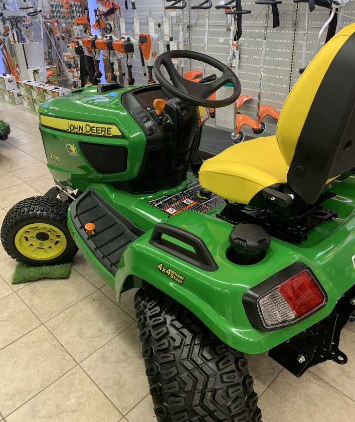 2024 John Deere X739 Image 3