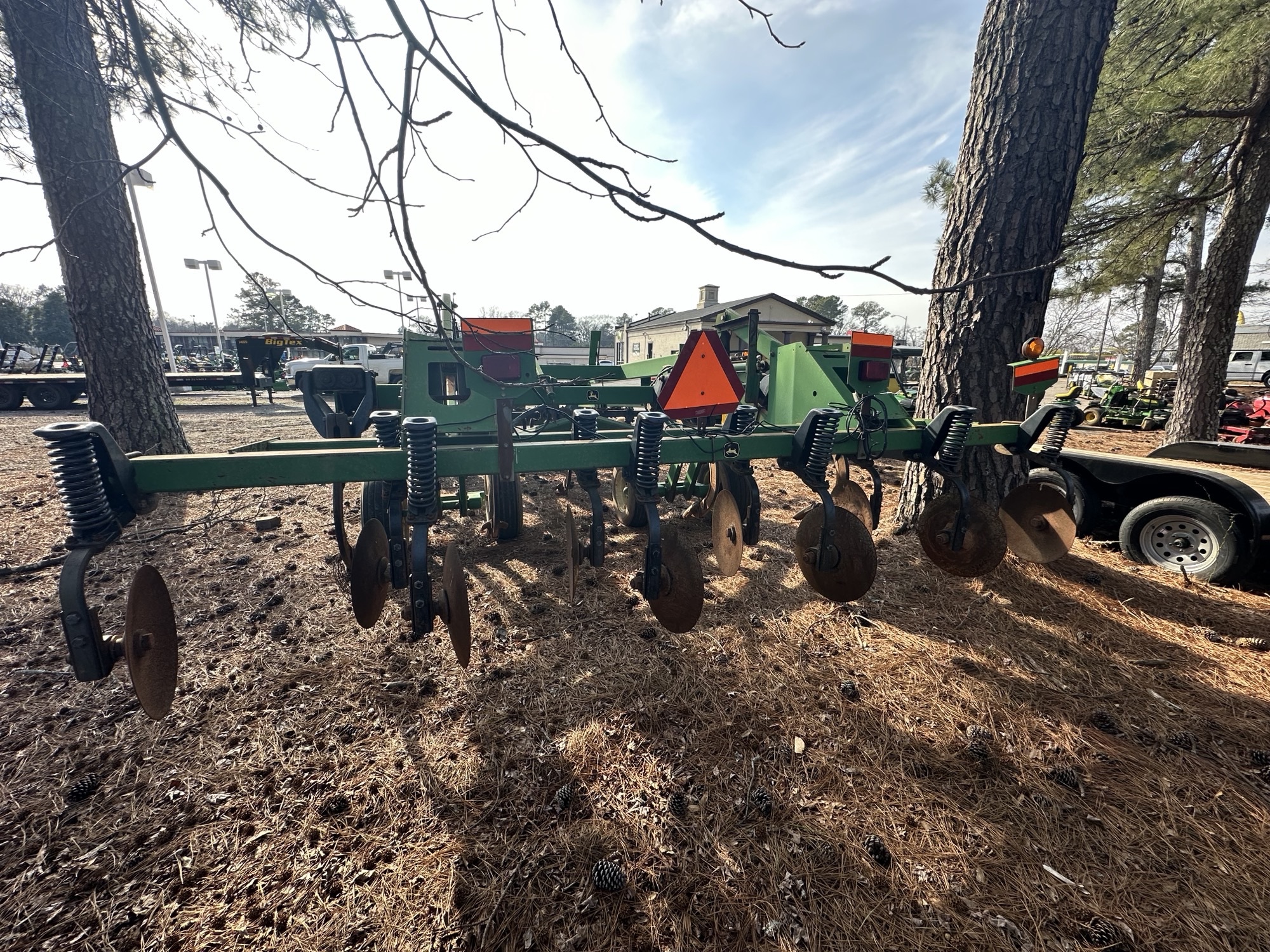 2002 John Deere 2700 Image 6