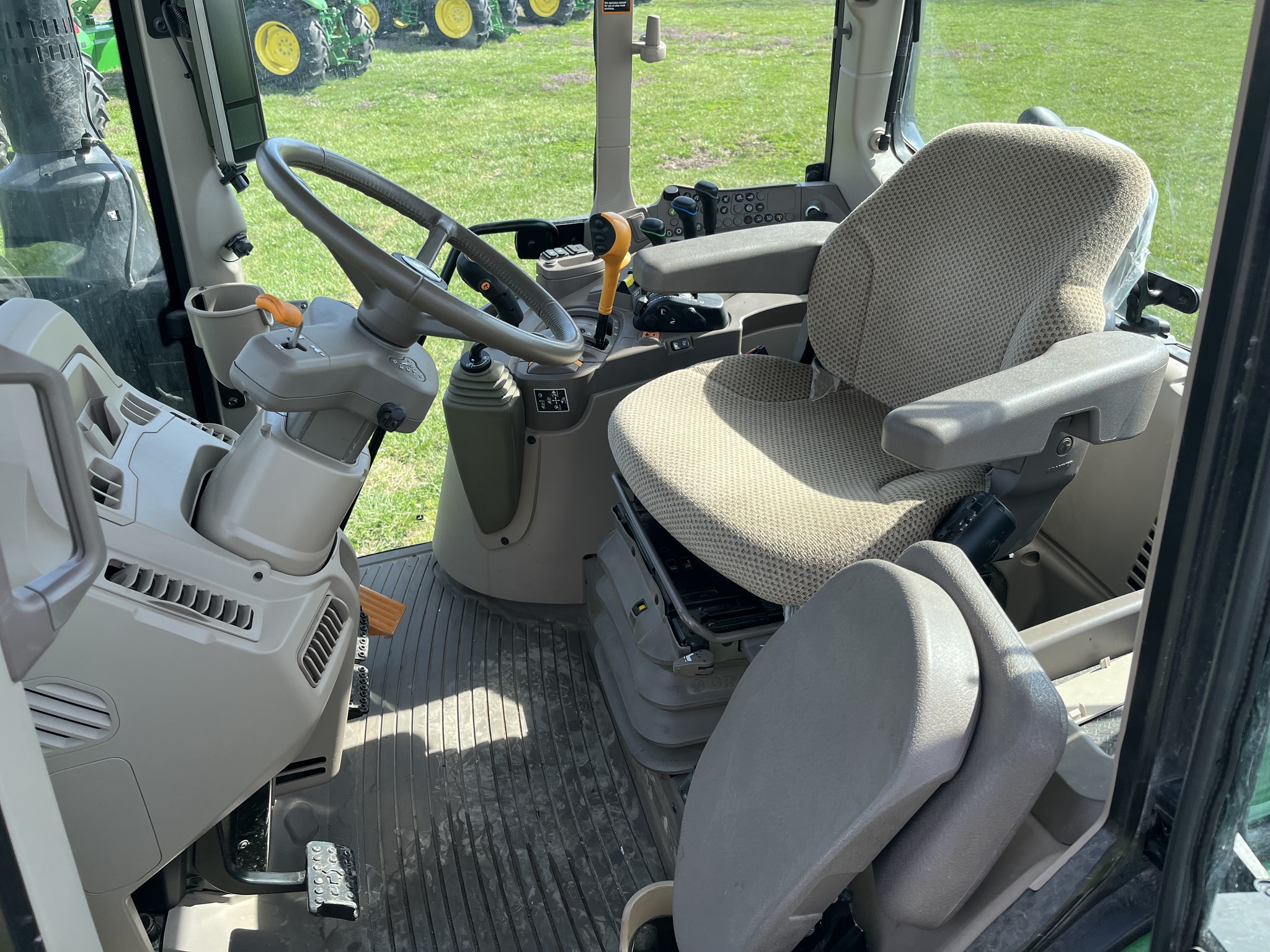 2022 John Deere 6120M at Heritage Tractor in Harrison, AR