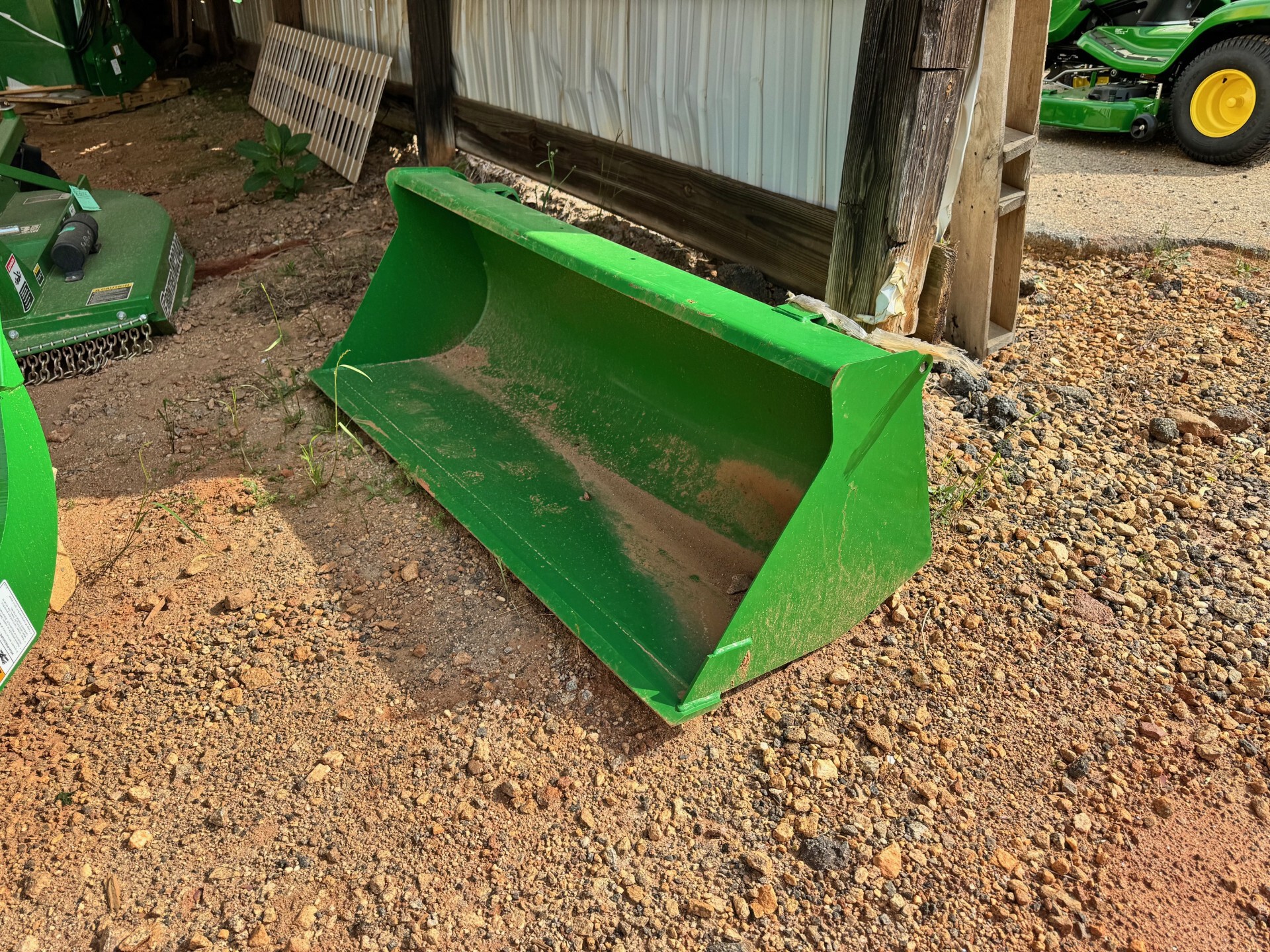 2022 John Deere 220R Image 3