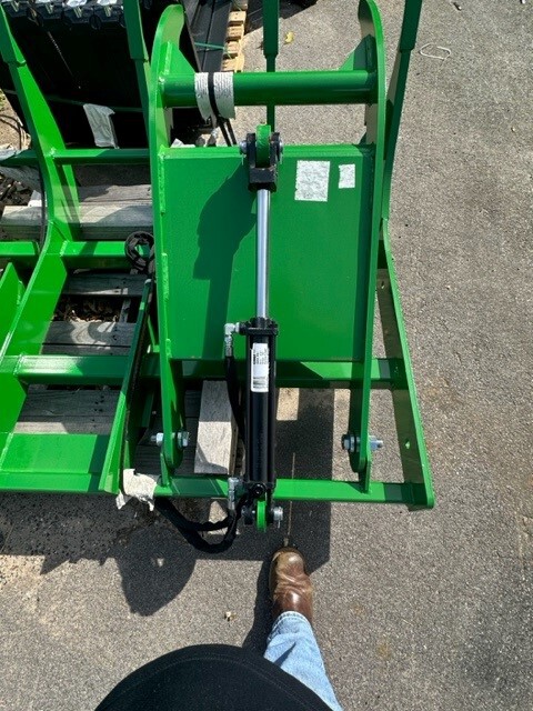 2022 Frontier AV20G Image 4