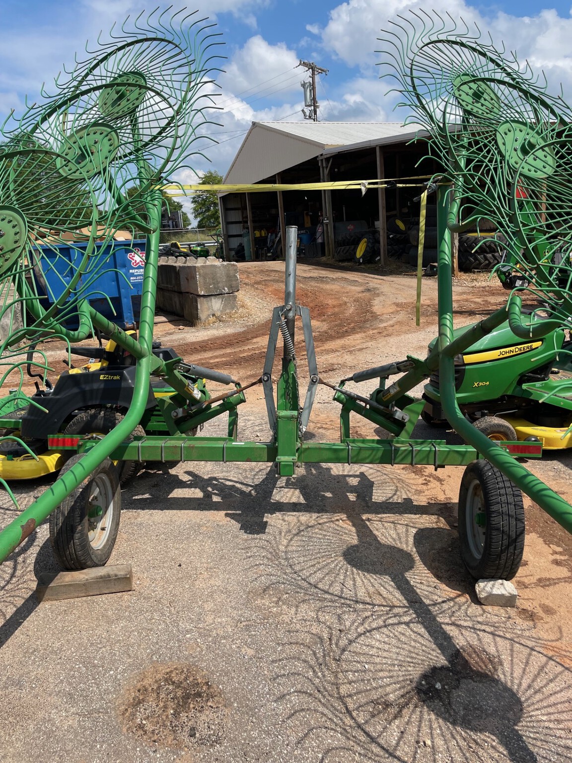 John Deere WR0010 Image 1