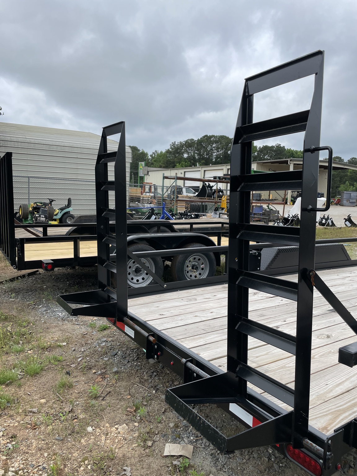 2023 Linx EQ10020-RS Image 2