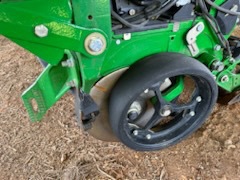 2015 John Deere 1725 CCS Photo 6