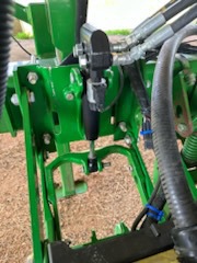 2015 John Deere 1725 CCS Photo 10