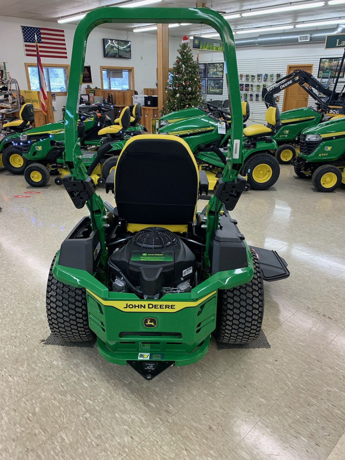 2025 John Deere Z530R Image 4
