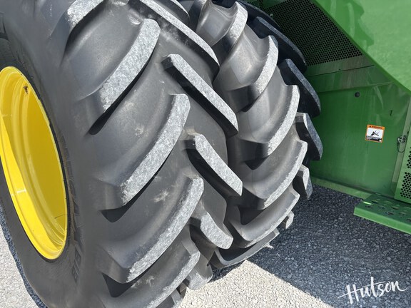 Photo of 2021 John Deere S780