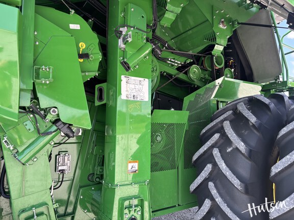 Photo of 2021 John Deere S780