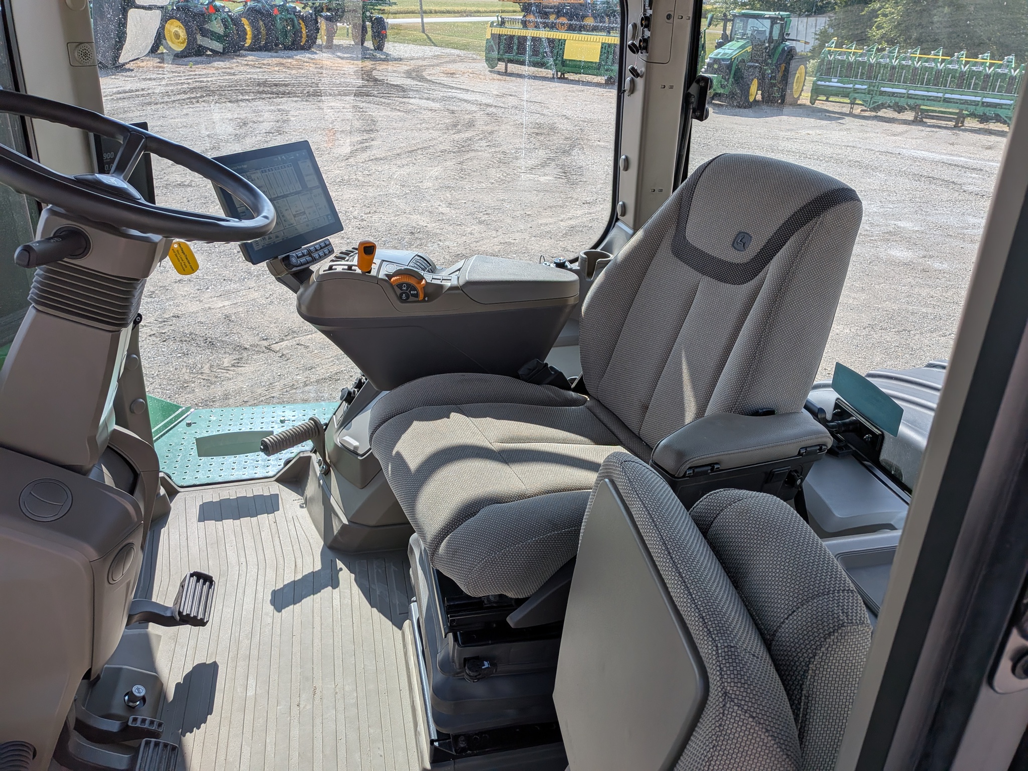  2024 John Deere 9RX 590 at Heritage Tractor in Aledo, IL