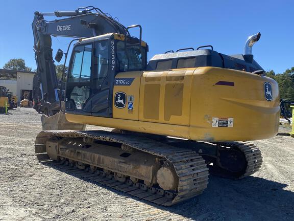 2022 John Deere 210G LC