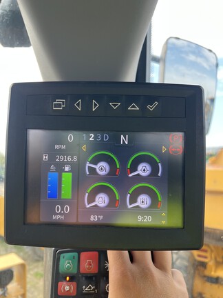 2023 John Deere 744 P