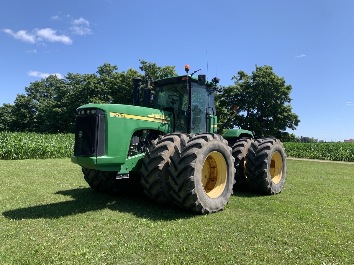 2006 John Deere 9220 Image 1