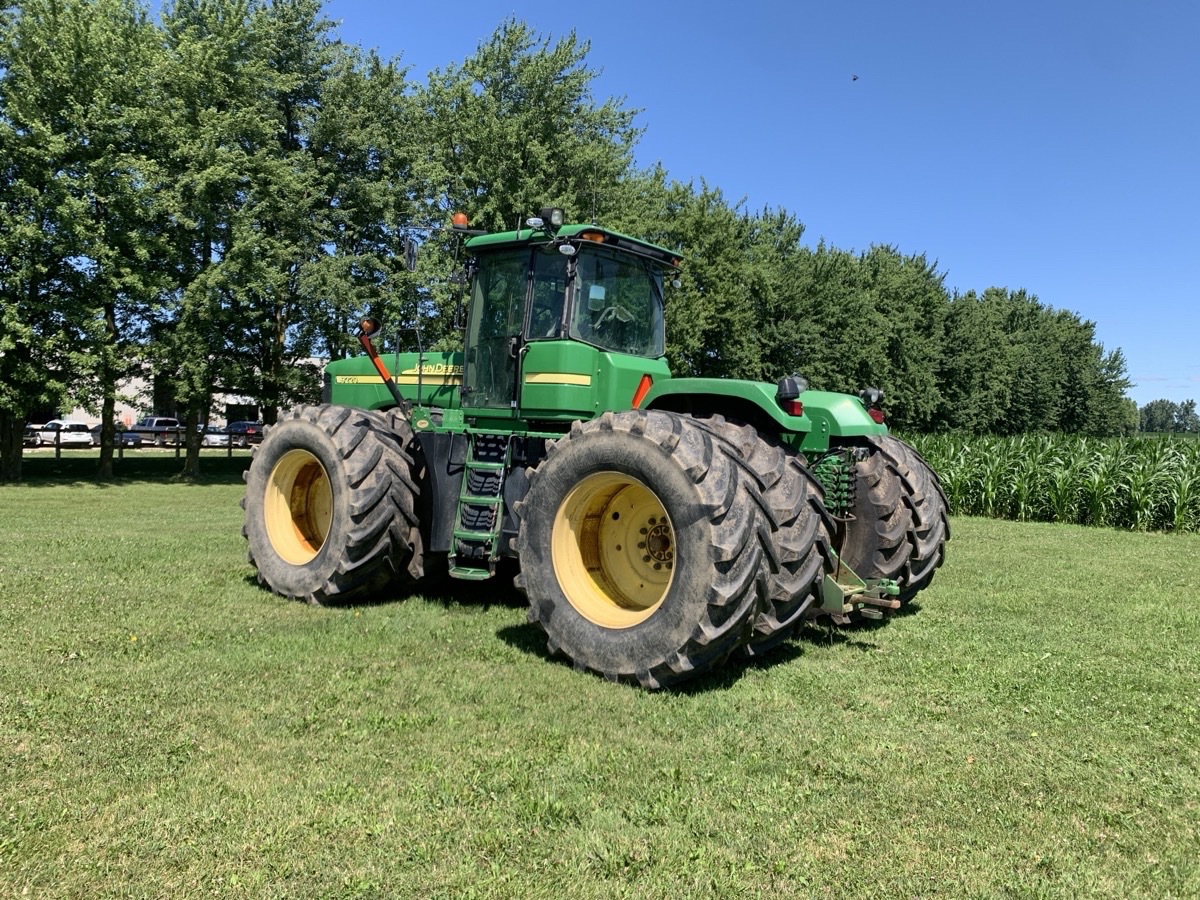 2006 John Deere 9220 Image 3