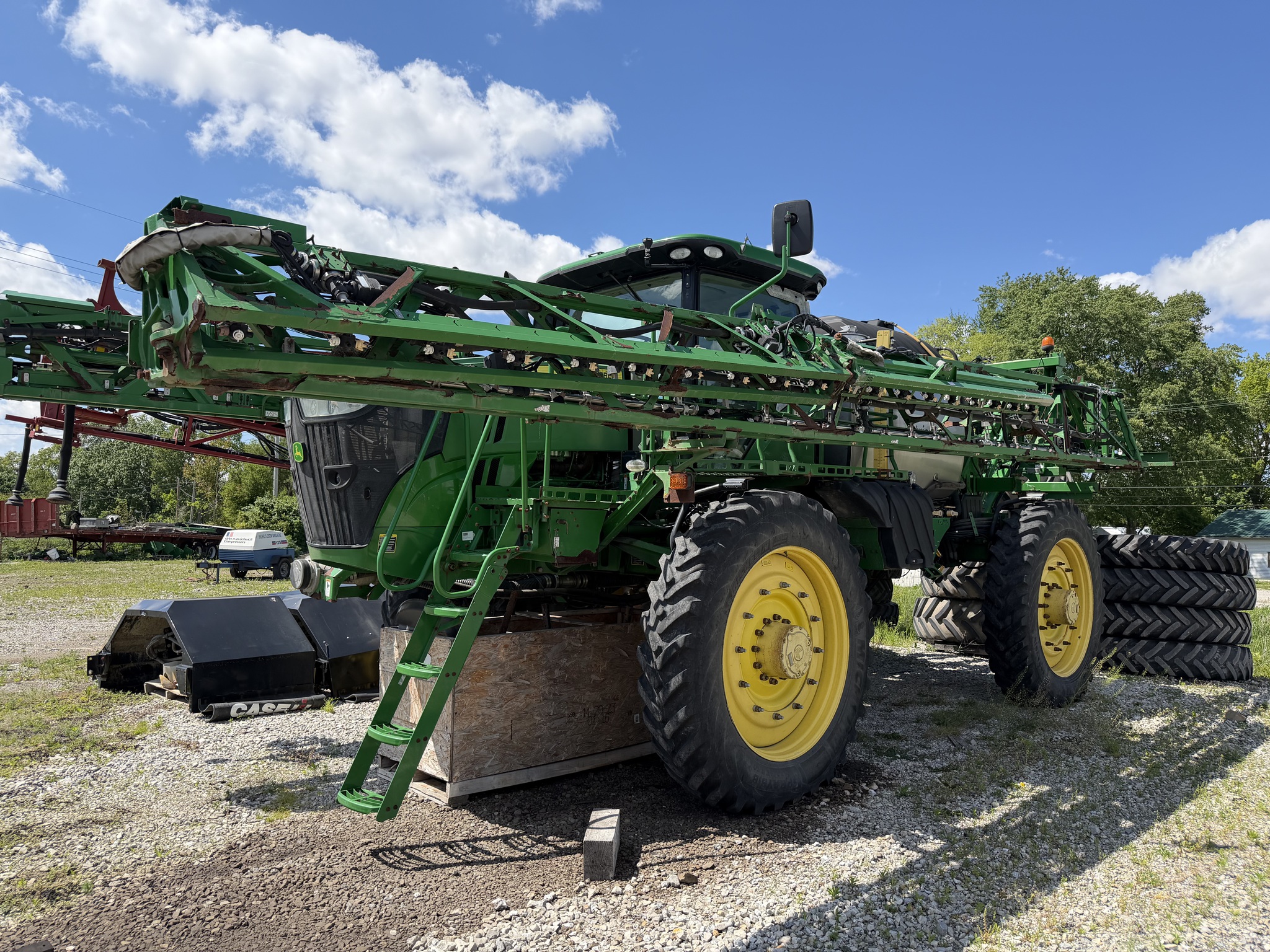 2017 John Deere R4045 Image 2