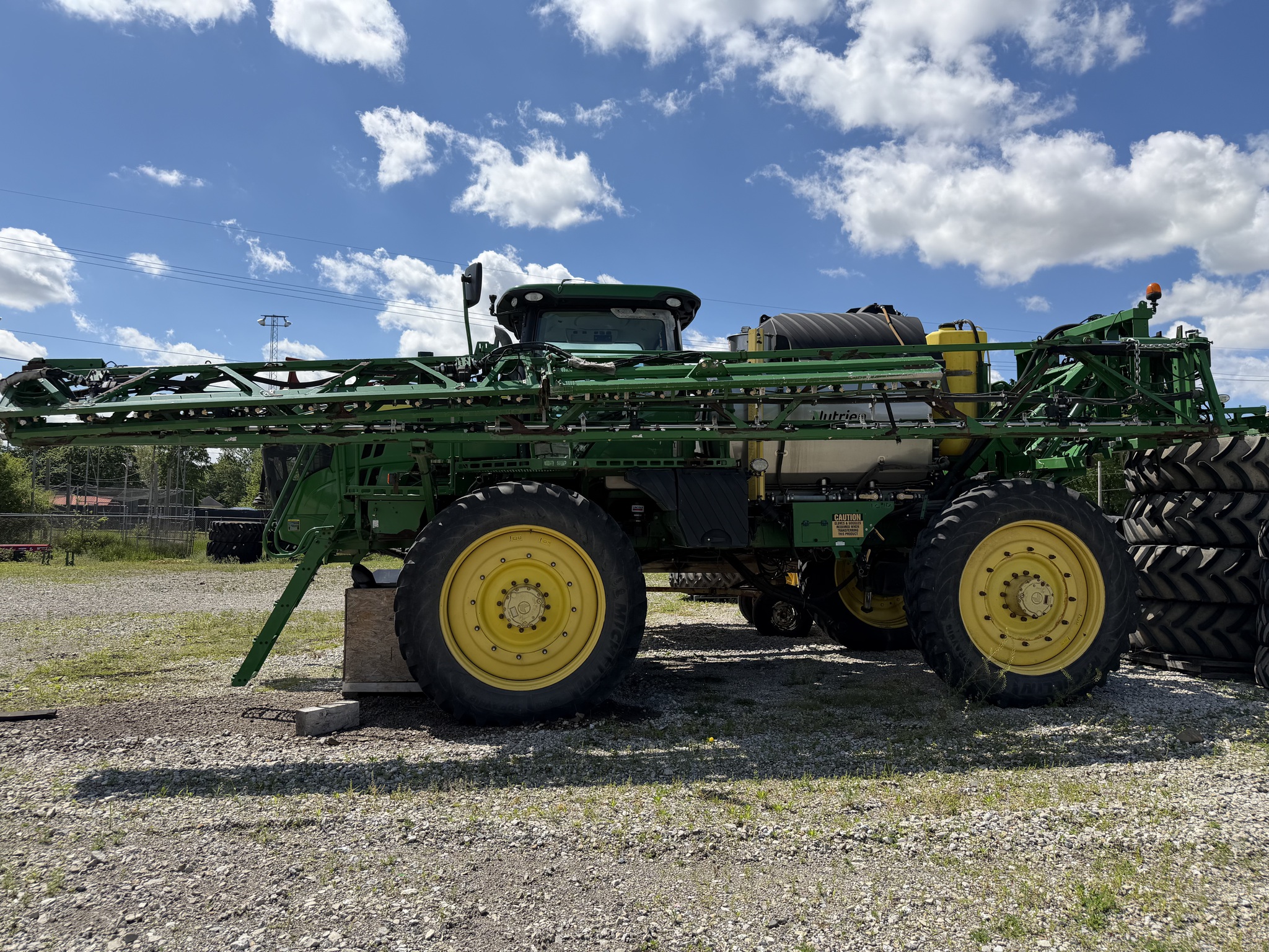 2017 John Deere R4045 Image 1