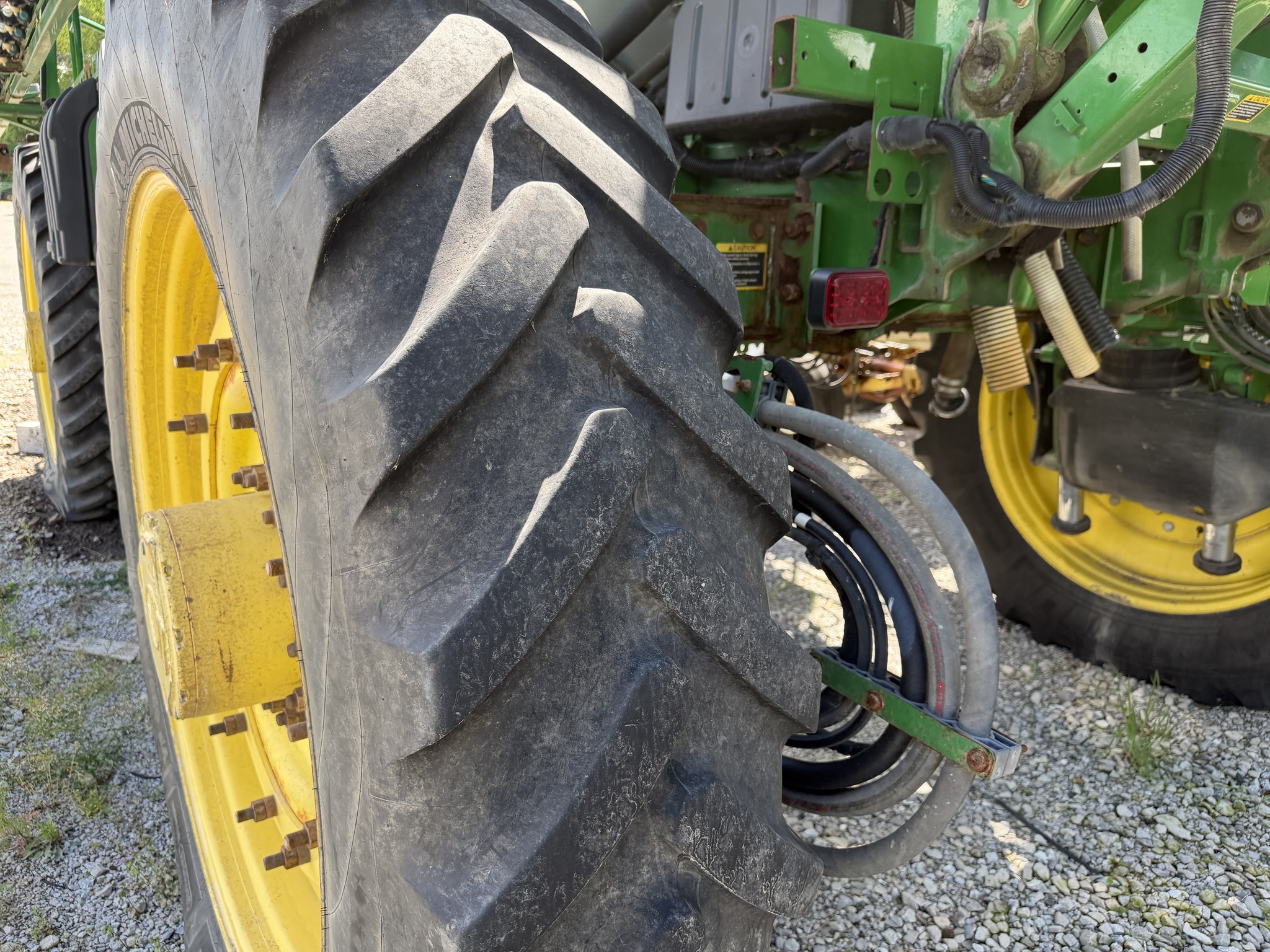 2017 John Deere R4045 Image 48