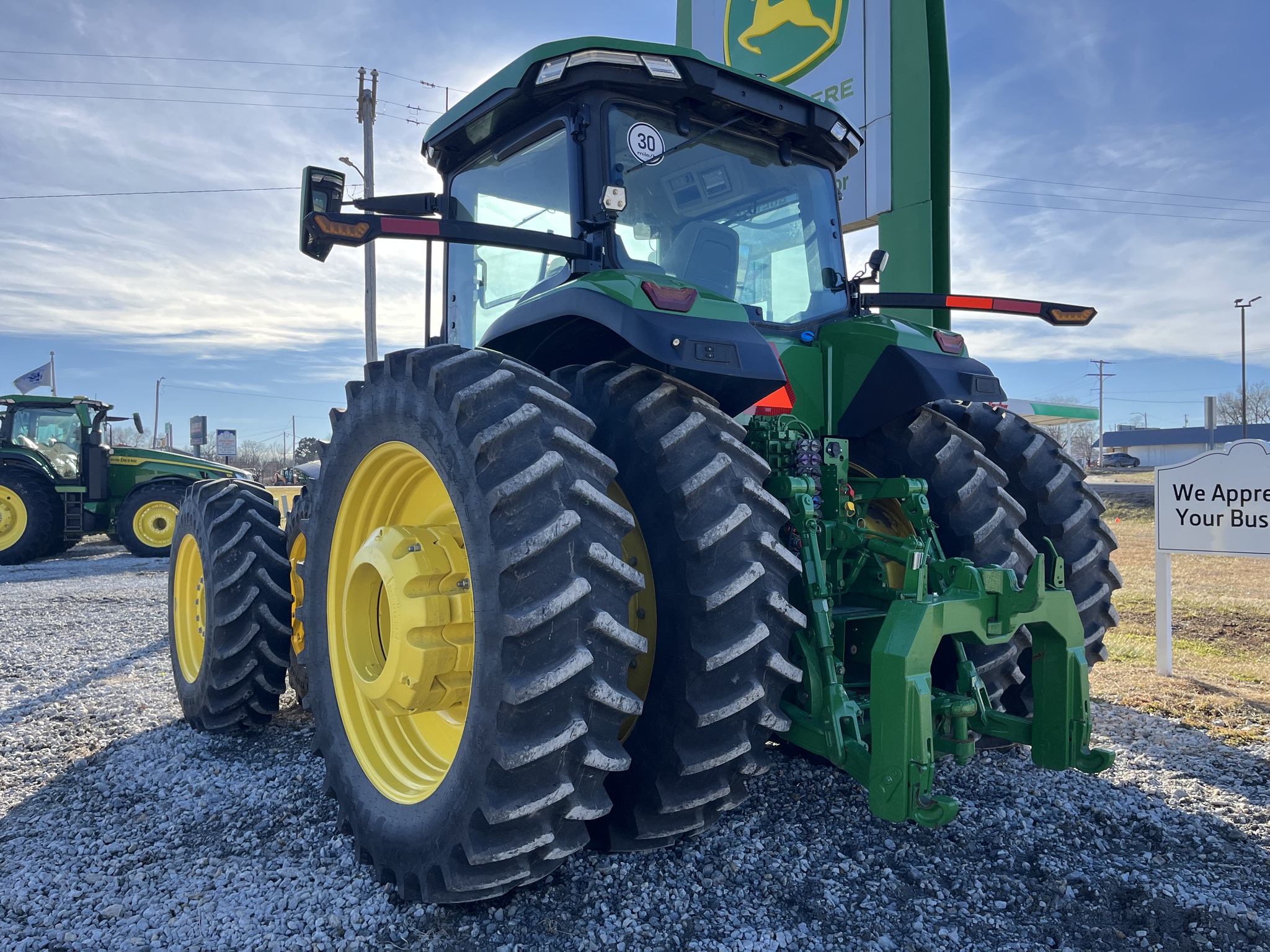  2024 John Deere 8R 370 at Heritage Tractor in Seneca, KS