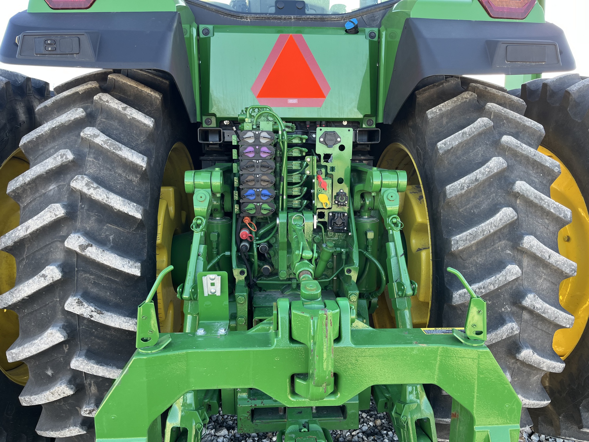  2024 John Deere 8R 370 at Heritage Tractor in Seneca, KS