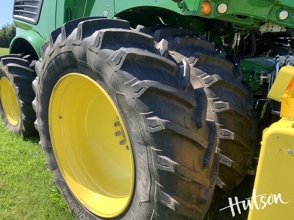Photo of 2022 John Deere 9800
