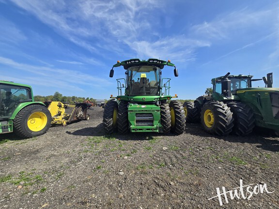 Photo of 2022 John Deere 9800