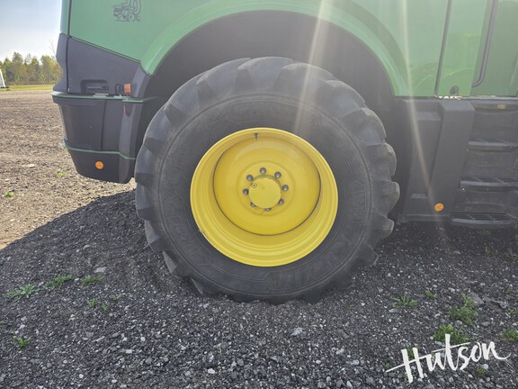 Photo of 2022 John Deere 9800