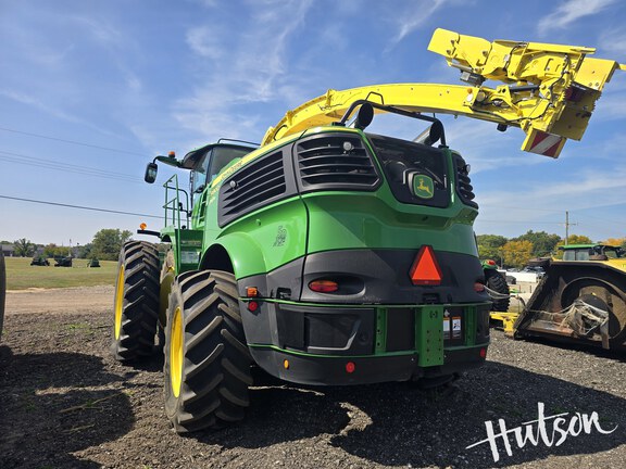 Photo of 2022 John Deere 9800