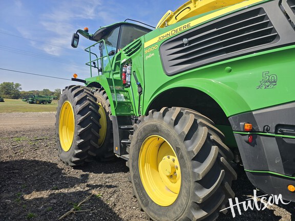 Photo of 2022 John Deere 9800