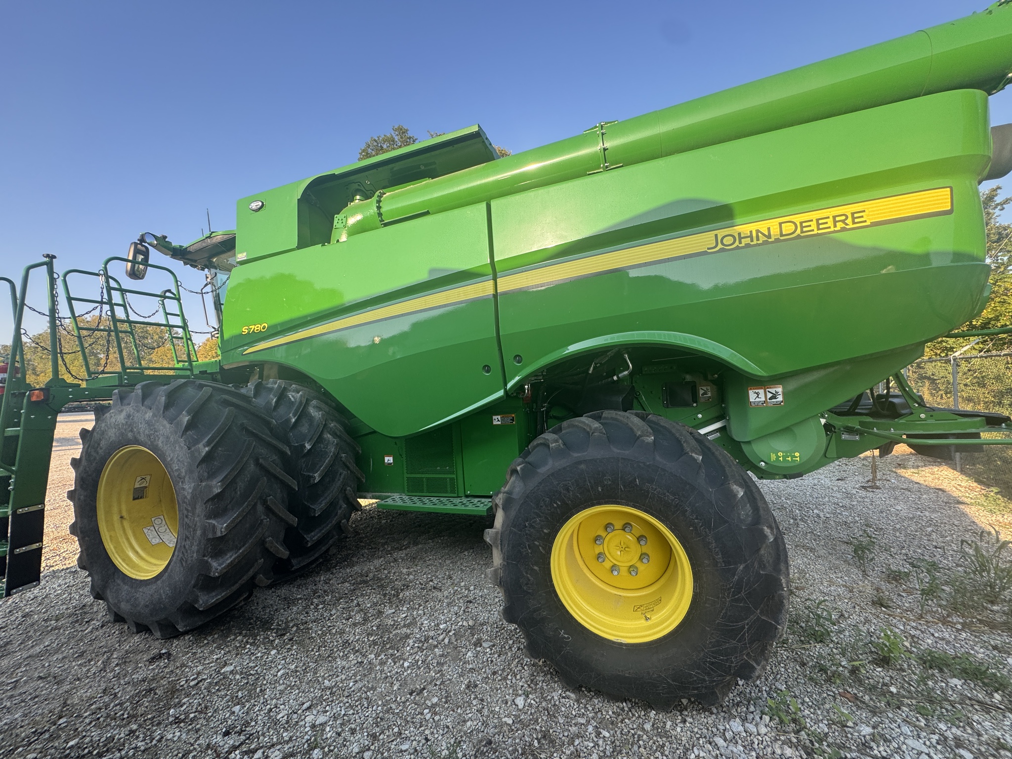2023 John Deere S780 Image 17