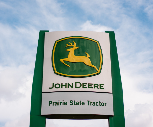  2023 John Deere XUV 835M at Heritage Tractor in Lacon, IL