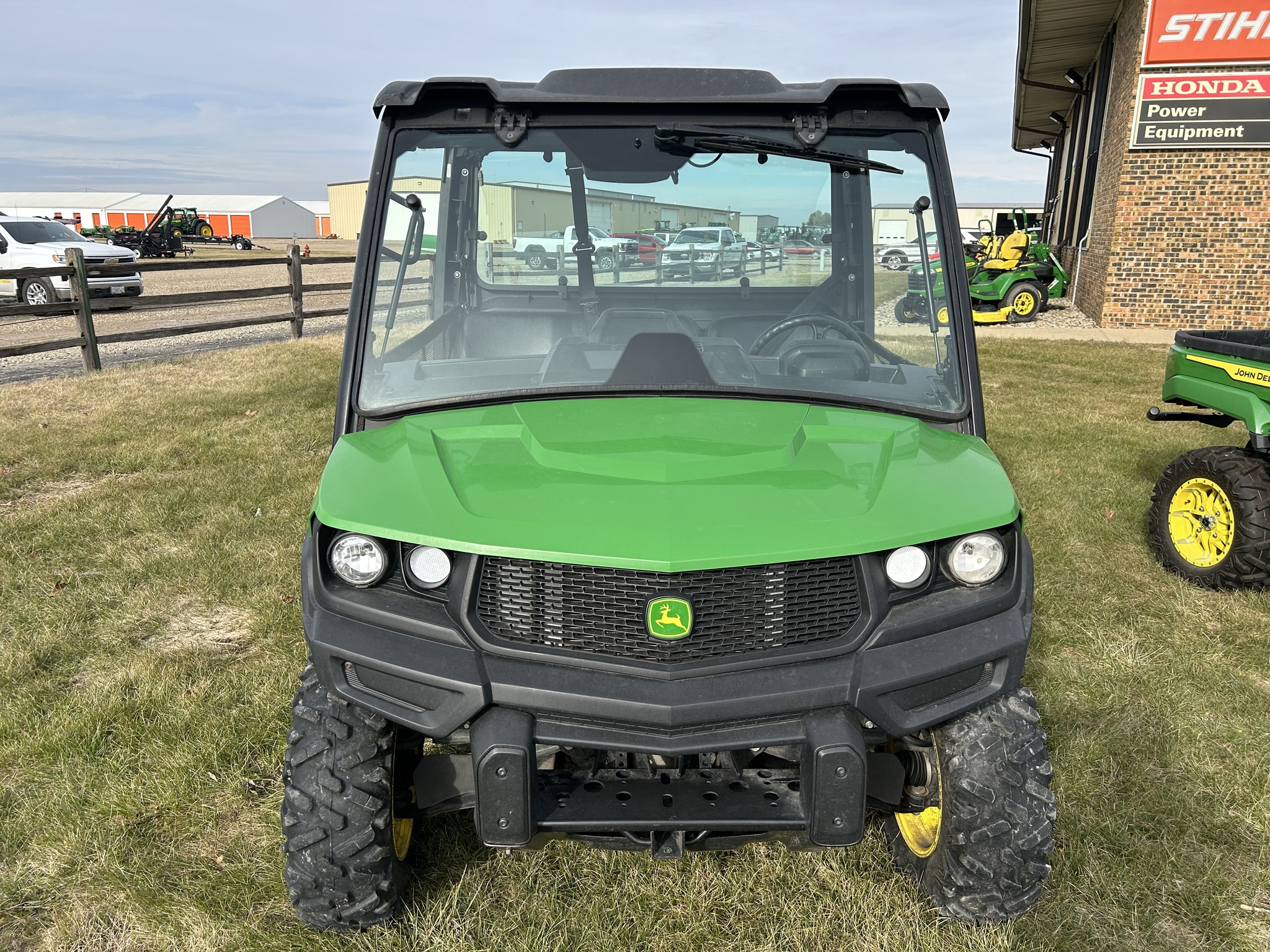  2023 John Deere XUV 835M at Heritage Tractor in Lacon, IL