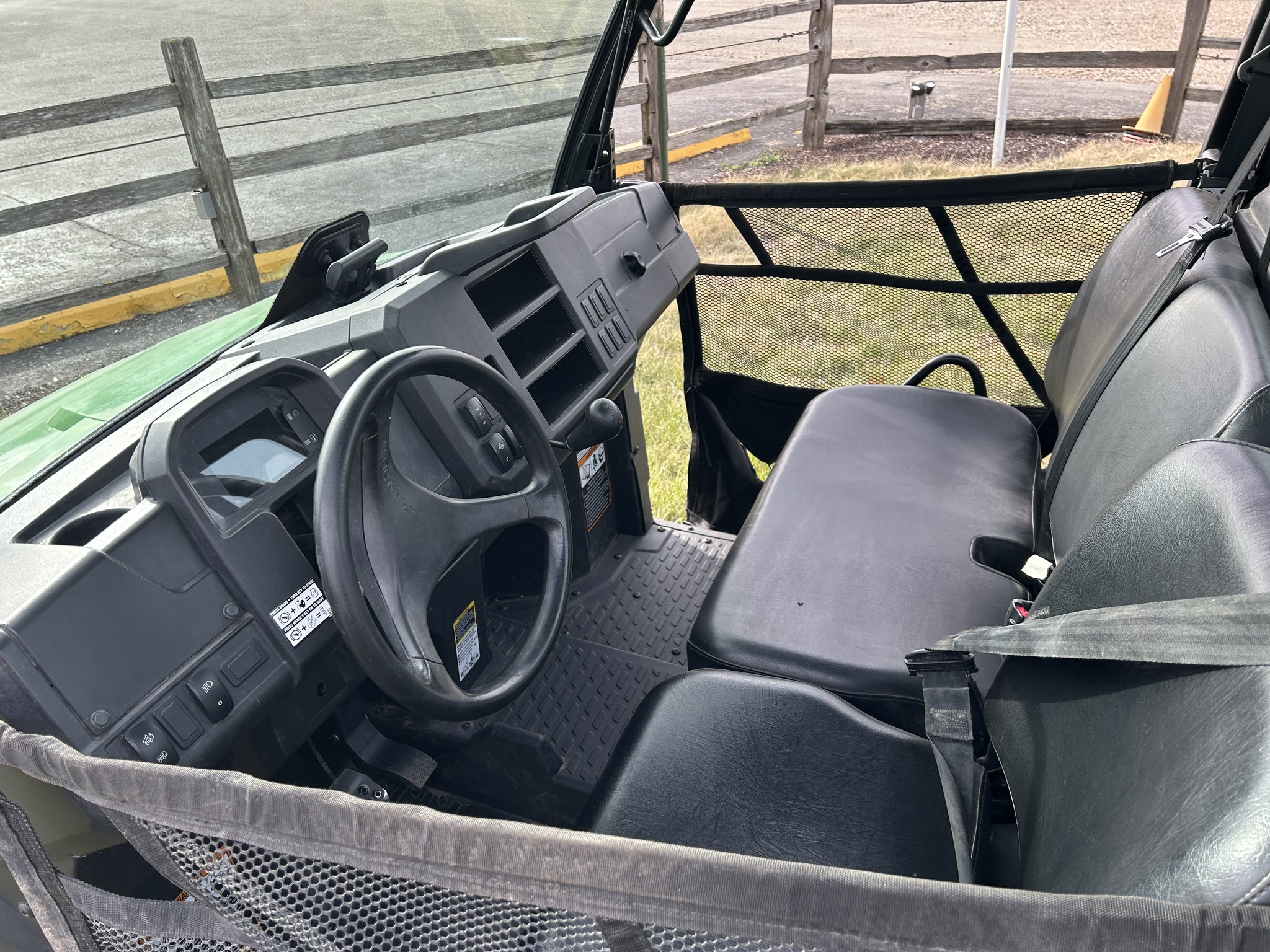  2023 John Deere XUV 835M at Heritage Tractor in Lacon, IL