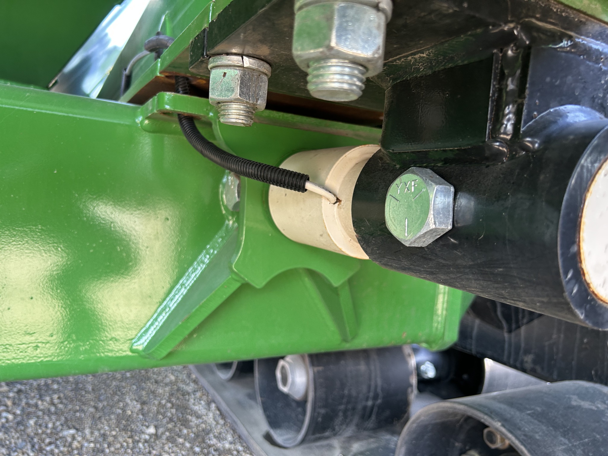  2022 J&M 1412-20T at Heritage Tractor in Roanoke, IL