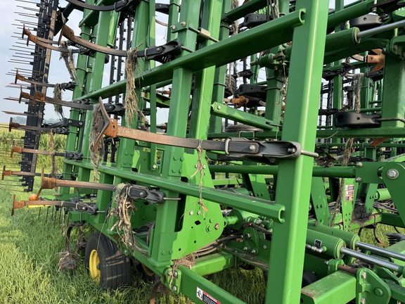 2012 John Deere 2210 - Photo5