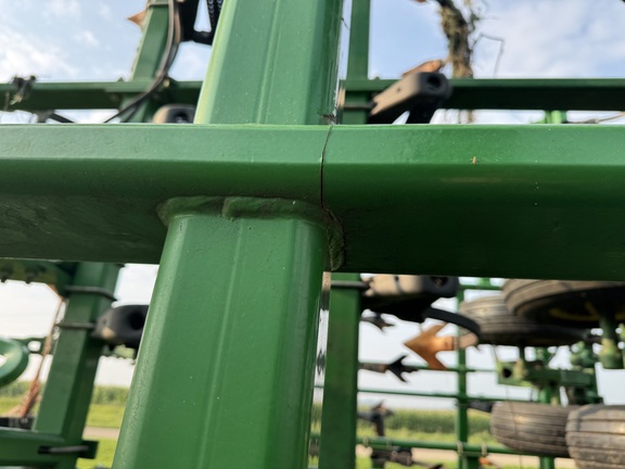 2012 John Deere 2210 - Photo11