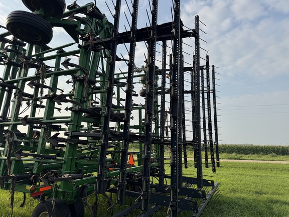 2012 John Deere 2210 - Photo10