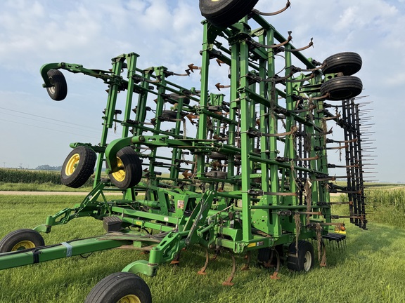 2012 John Deere 2210 - Photo13