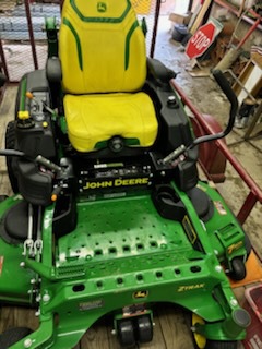 2024 John Deere Z920M Image 1