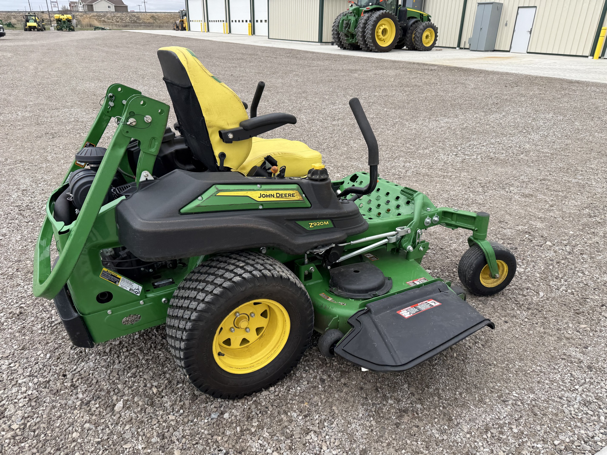 2024 John Deere Z920M Image 11