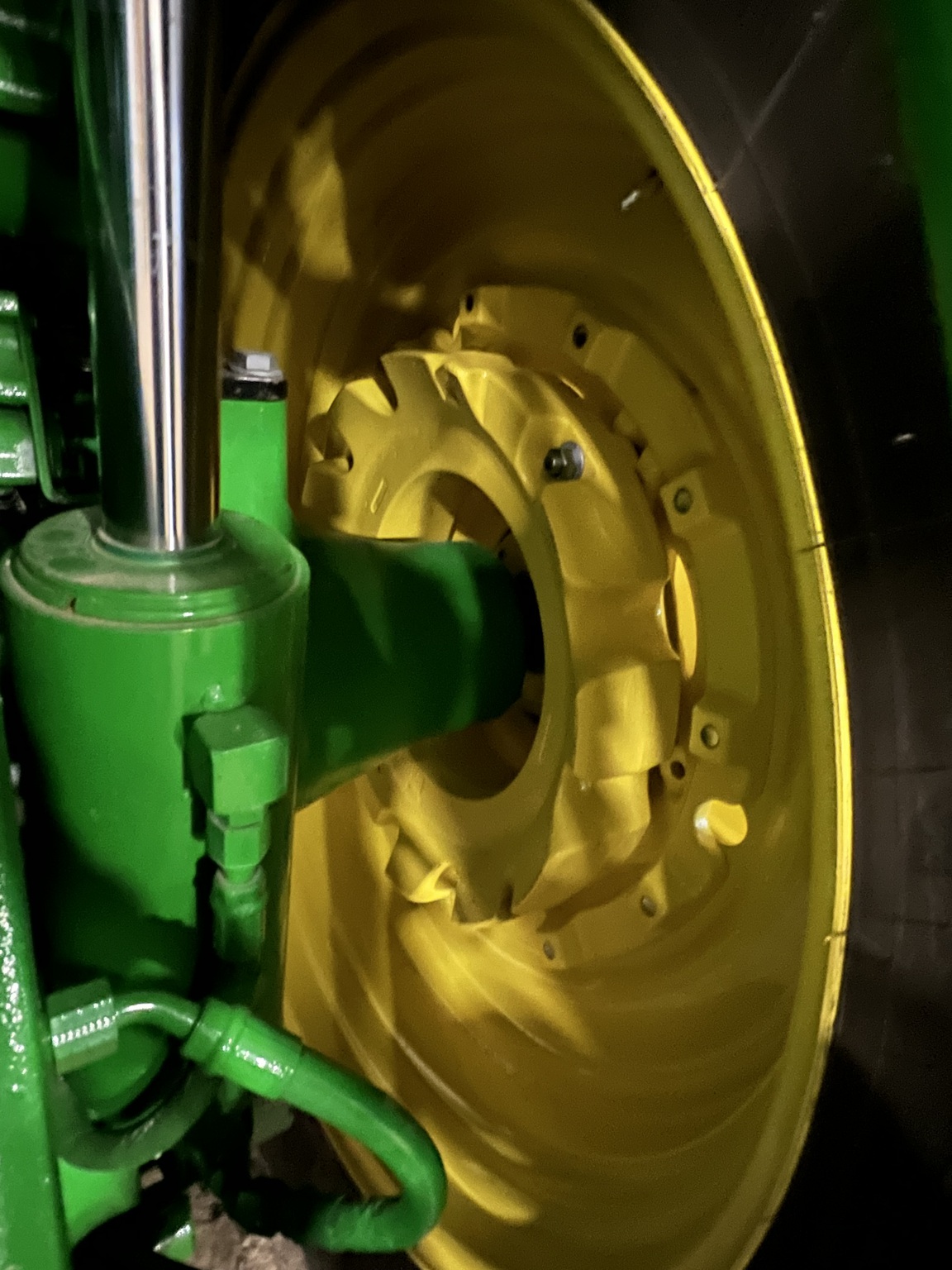 2024 John Deere 8R 340 Image 5