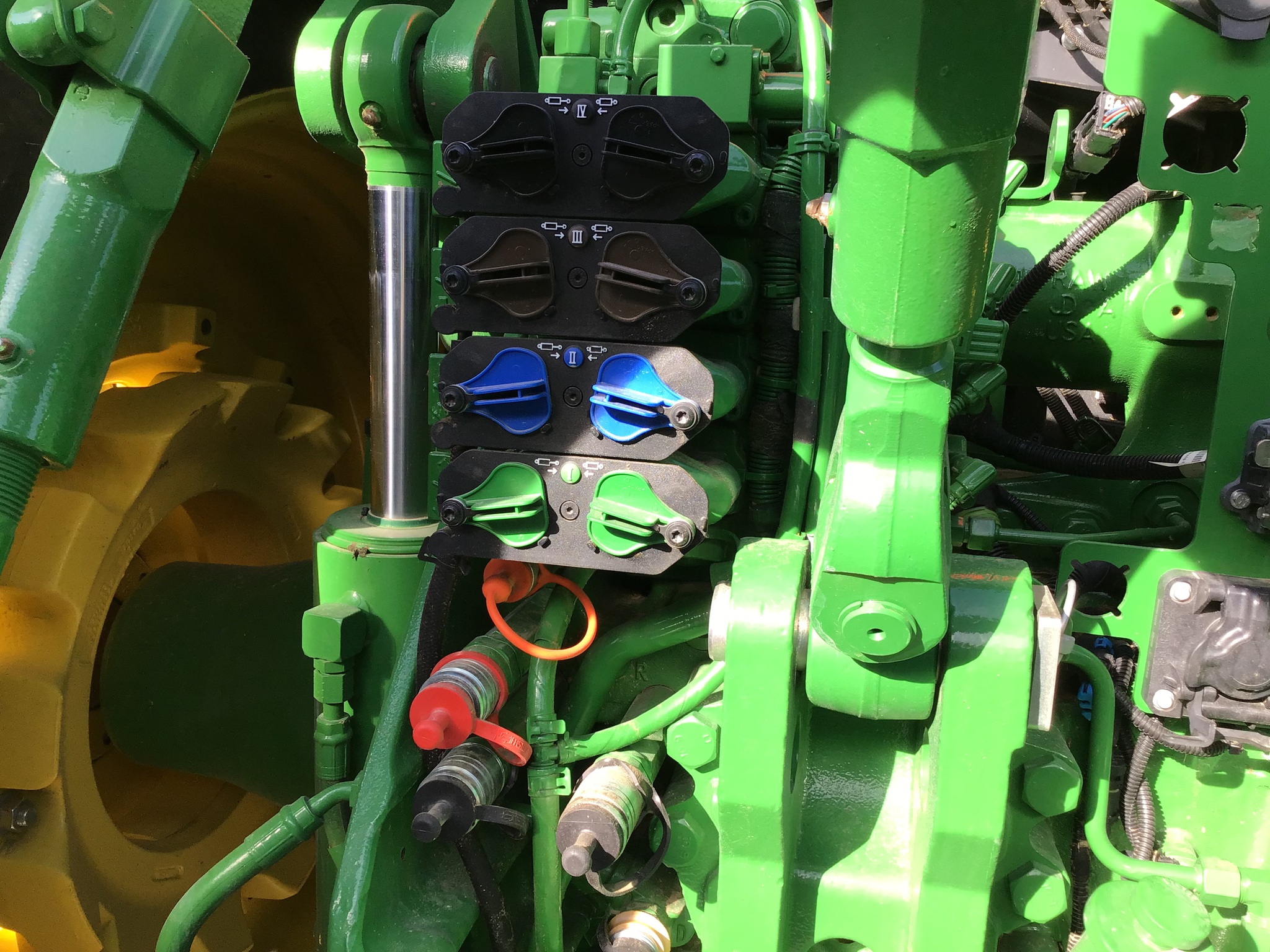 2024 John Deere 8R 340 Image 24