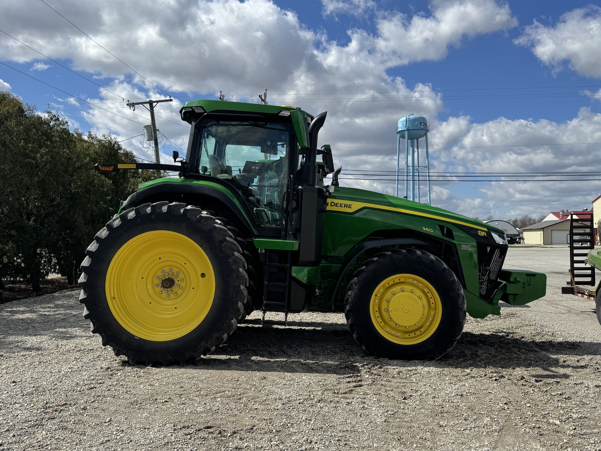 2024 John Deere 8R 340 Image 5